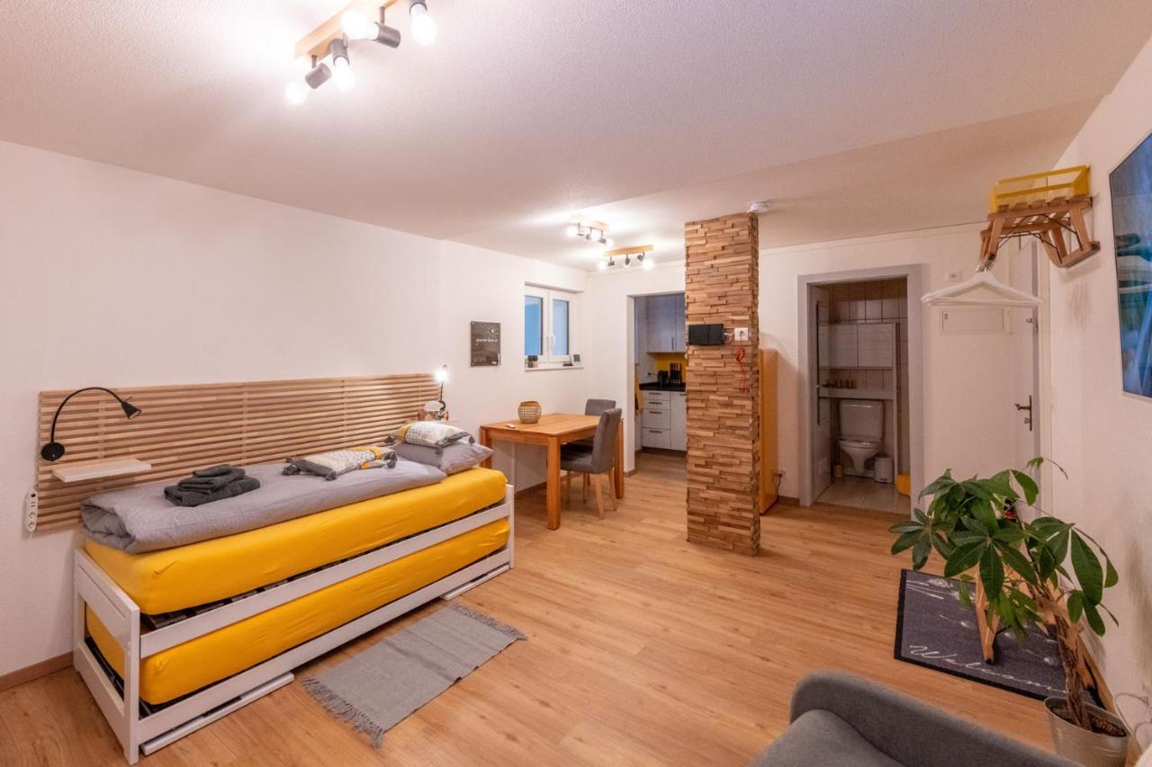 Ambassador Yellow Home Грахен Экстерьер фото